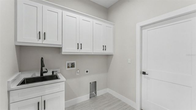 2729 SUNRISE LANDING LANE, Lakeland, FL 33812