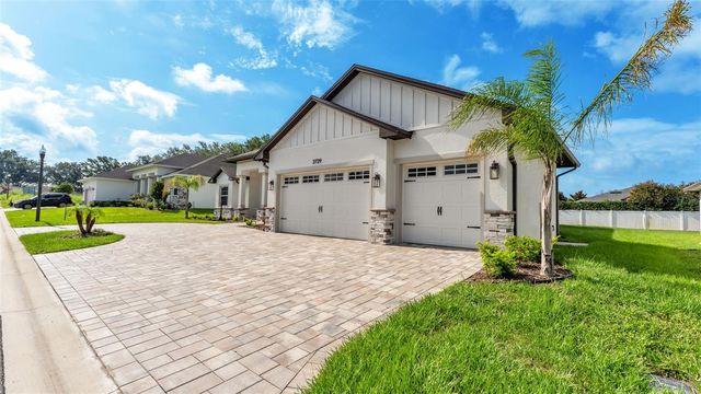 2729 SUNRISE LANDING LANE, Lakeland, FL 33812