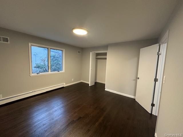 38 Avenue B 1st Fl, Port Washington, NY 11050