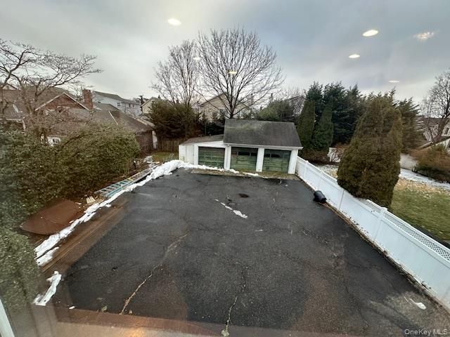 38 Avenue B 1st Fl, Port Washington, NY 11050