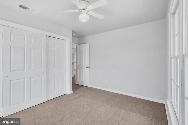 233 N 7TH ST, Surf City, NJ 08008