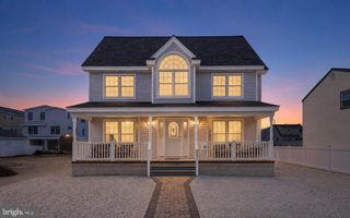233 N 7TH ST, Surf City, NJ 08008