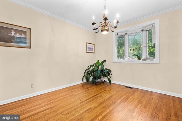 601 NORWOOD RD, Mount Laurel, NJ 08054