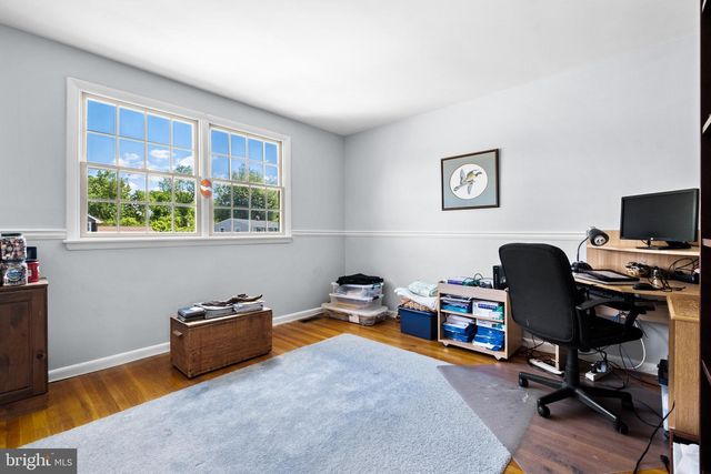 601 NORWOOD RD, Mount Laurel, NJ 08054