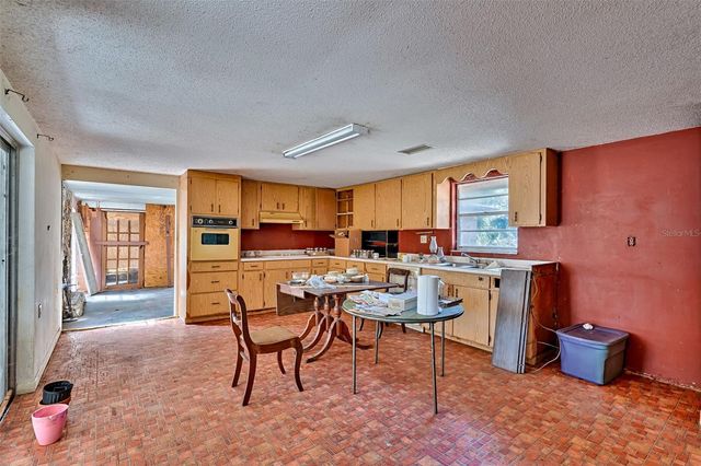 5851 NE 77TH AVENUE, Bronson, FL 32621