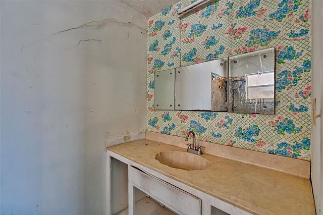 5851 NE 77TH AVENUE, Bronson, FL 32621