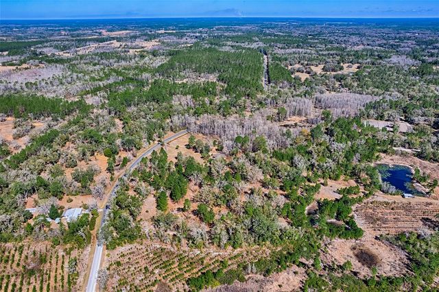 5851 NE 77TH AVENUE, Bronson, FL 32621