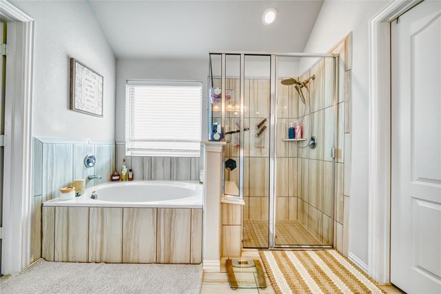 9107 Brett Court, Mont Belvieu, TX 77523