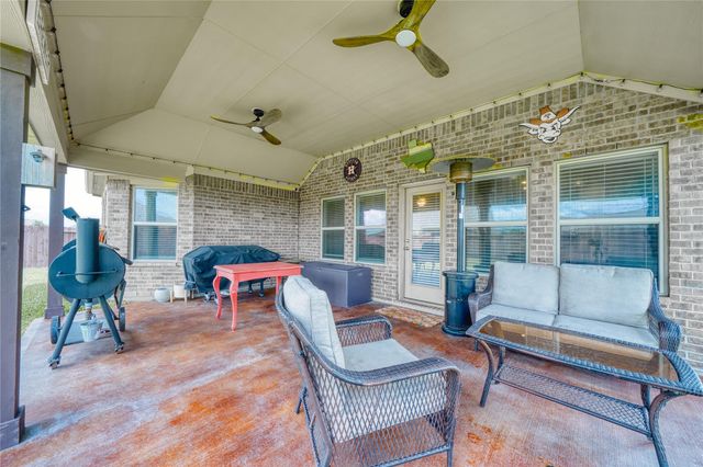 9107 Brett Court, Mont Belvieu, TX 77523