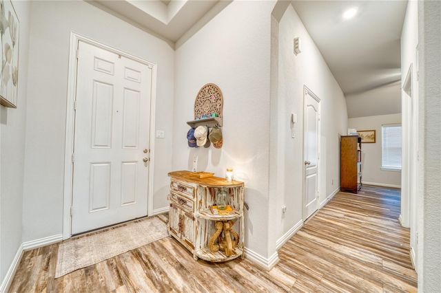 9107 Brett Court, Mont Belvieu, TX 77523
