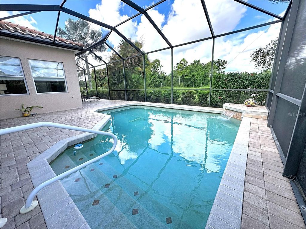 Image 14 of property listing at 210 166TH STREET NE, Bradenton, FL 34212