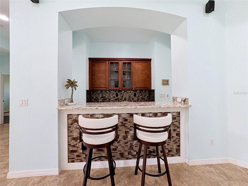 Image 18 of property listing at 210 166TH STREET NE, Bradenton, FL 34212