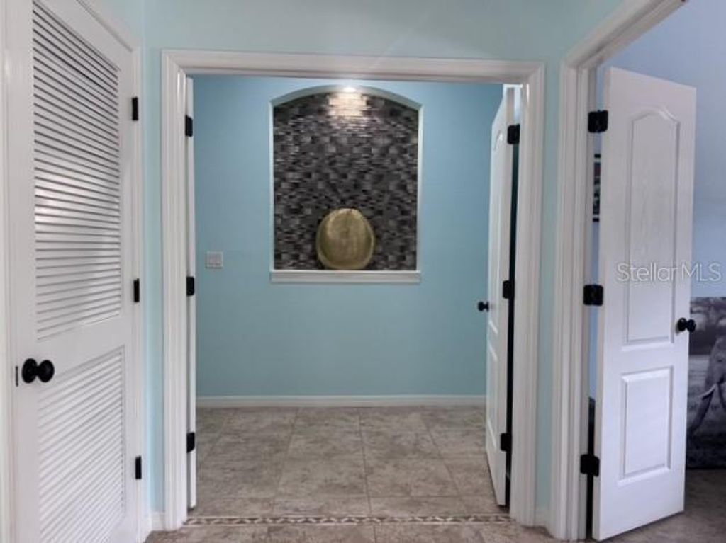 Image 20 of property listing at 210 166TH STREET NE, Bradenton, FL 34212