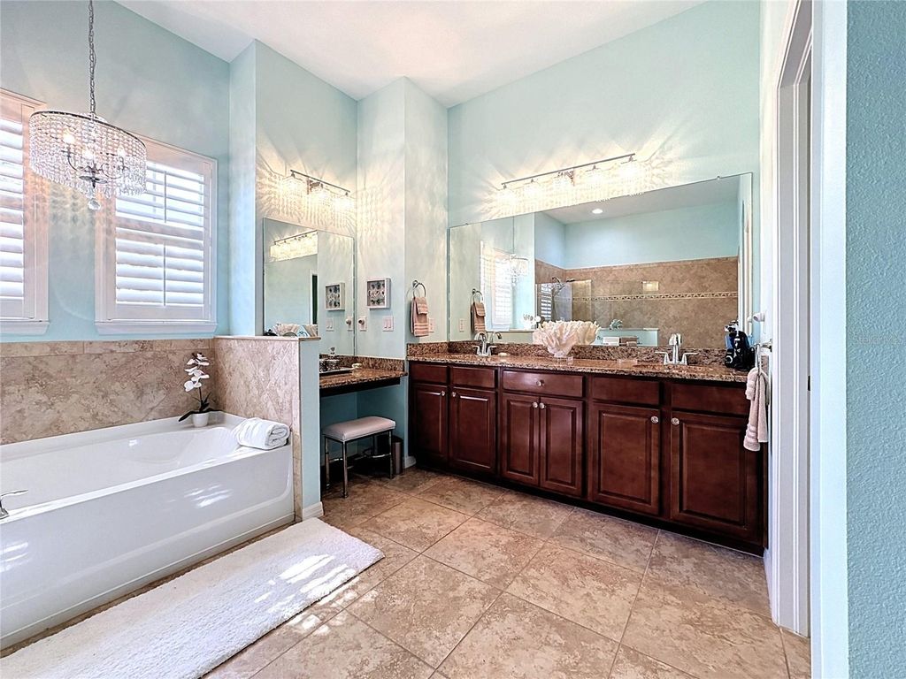 Image 25 of property listing at 210 166TH STREET NE, Bradenton, FL 34212