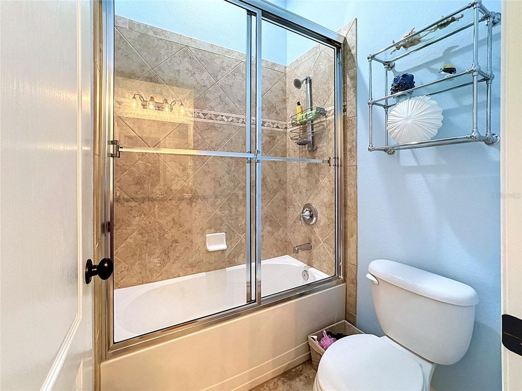 Image 31 of property listing at 210 166TH STREET NE, Bradenton, FL 34212