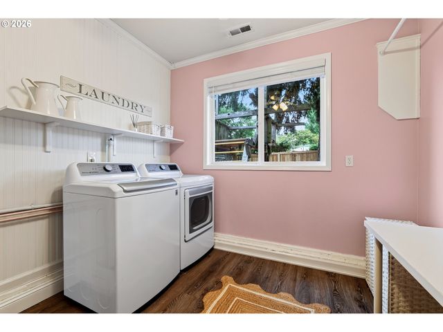 2258 Ne JAMIE Dr, Hillsboro, OR 97124