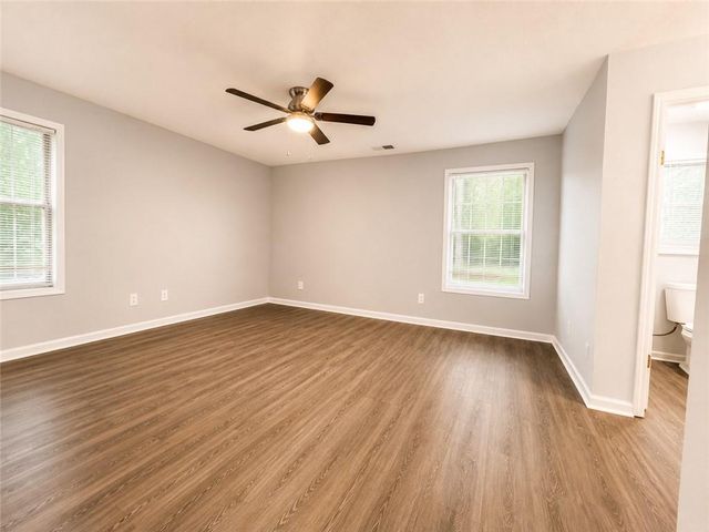 4798 Kings Crossing Drive NE, Kennesaw, GA 30144