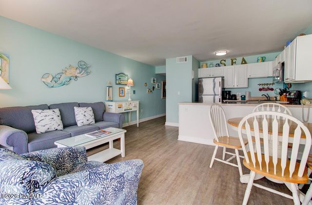 1615 Lake Park Boulevard S Unit 612, Carolina Beach, NC 28428