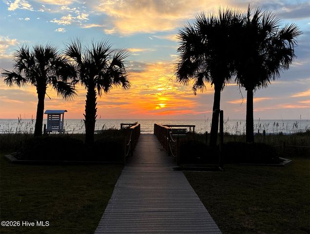 1615 Lake Park Boulevard S Unit 612, Carolina Beach, NC 28428