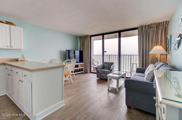 1615 Lake Park Boulevard S Unit 612, Carolina Beach, NC 28428