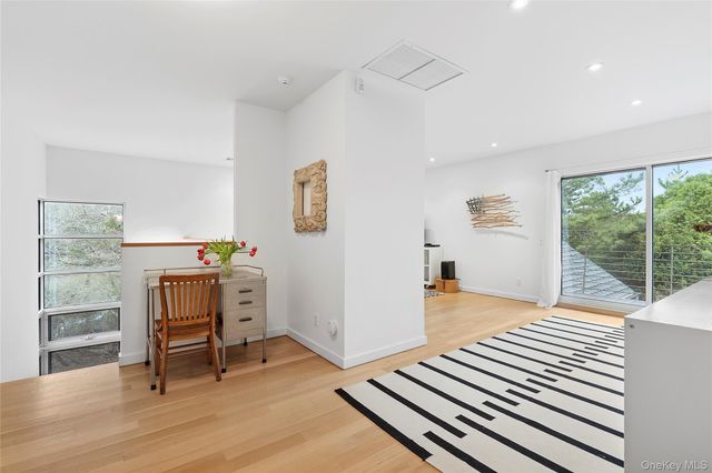 54 Gardiner Drive, Amagansett, NY 11930