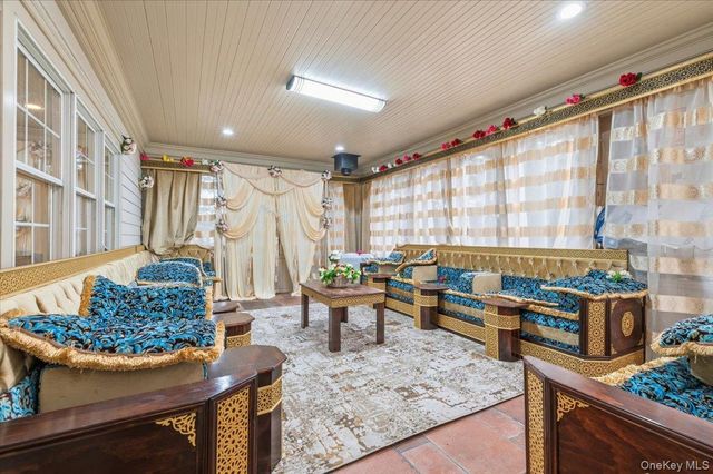 21 Astor Avenue, Saint James, NY 11780