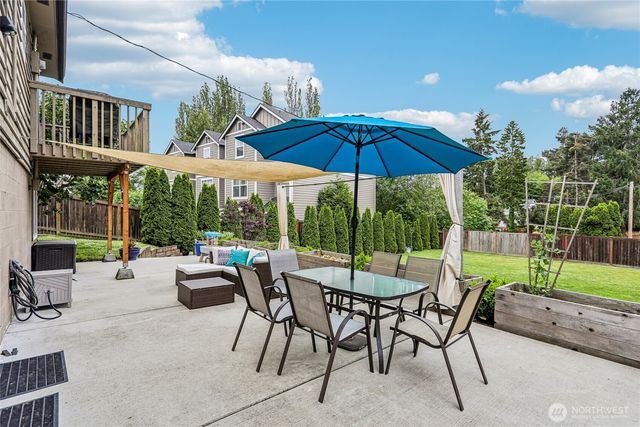16208 48th Avenue W, Edmonds, WA 98026