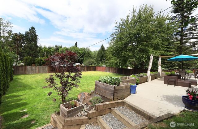 16208 48th Avenue W, Edmonds, WA 98026