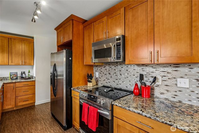 16208 48th Avenue W, Edmonds, WA 98026