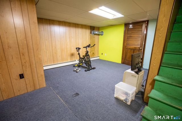 33 Spruce Drive, East Hartford, CT 06118