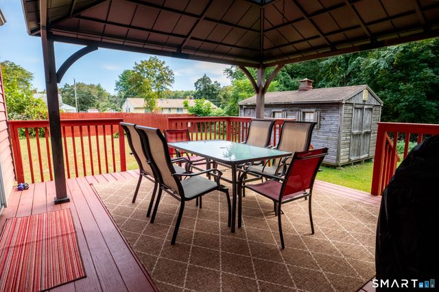 33 Spruce Drive, East Hartford, CT 06118