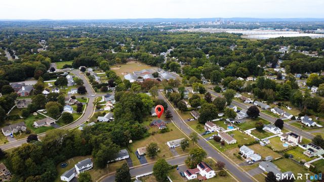 33 Spruce Drive, East Hartford, CT 06118