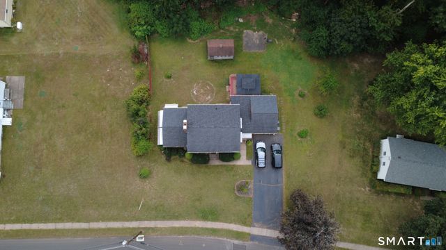 33 Spruce Drive, East Hartford, CT 06118