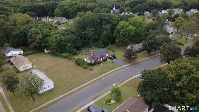 33 Spruce Drive, East Hartford, CT 06118