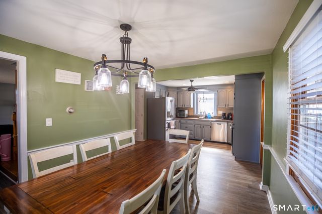 33 Spruce Drive, East Hartford, CT 06118