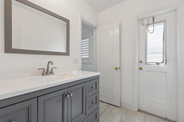 2001 NW 1st Avenue, Delray Beach, FL 33444