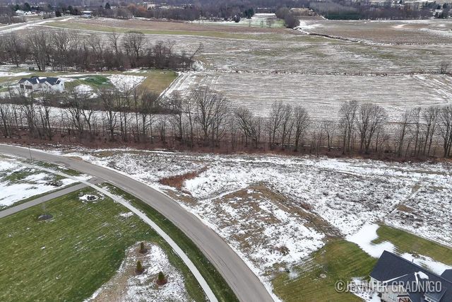 3712 Shoreside Court, Jamestown Twp, MI 49426