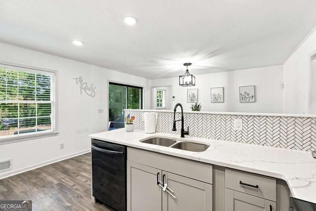 3486 Due West Road NW, Marietta, GA 30064