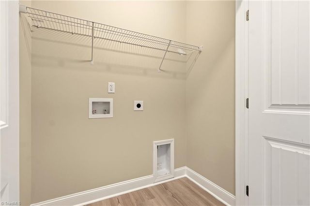 3546 Riverside Drive, Greensboro, NC 27406