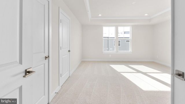 44588 STRABANE TER, Ashburn, VA 20147