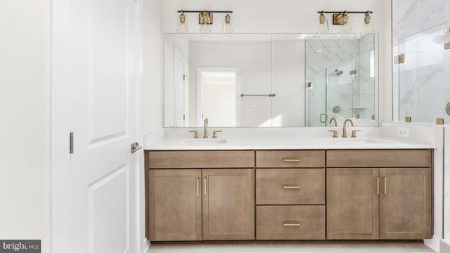 44588 STRABANE TER, Ashburn, VA 20147