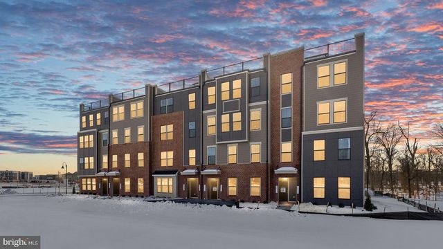 44588 STRABANE TER, Ashburn, VA 20147