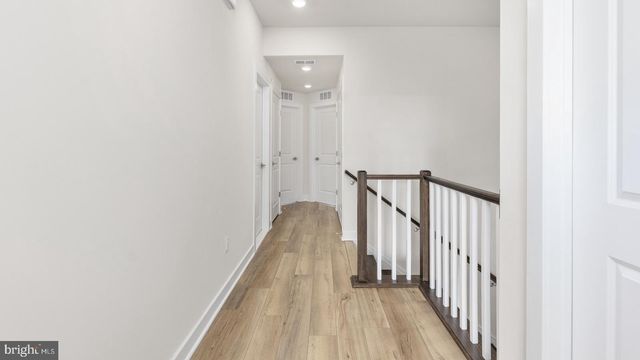 44588 STRABANE TER, Ashburn, VA 20147