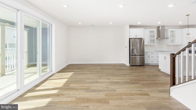 44588 STRABANE TER, Ashburn, VA 20147