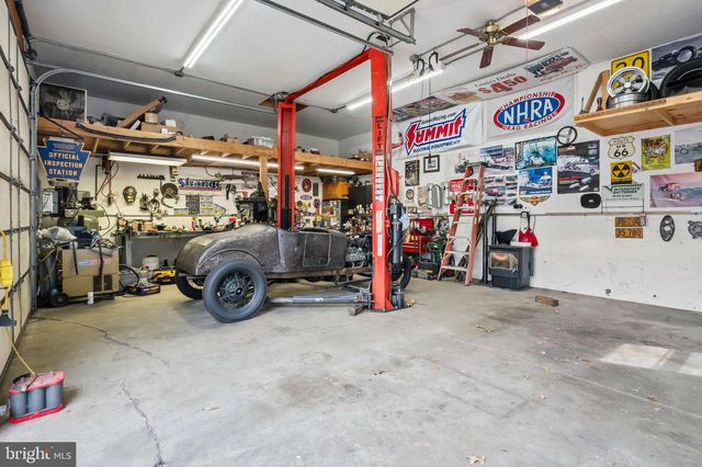 50 CLAY VALLEY RD, Fleetwood, PA 19522