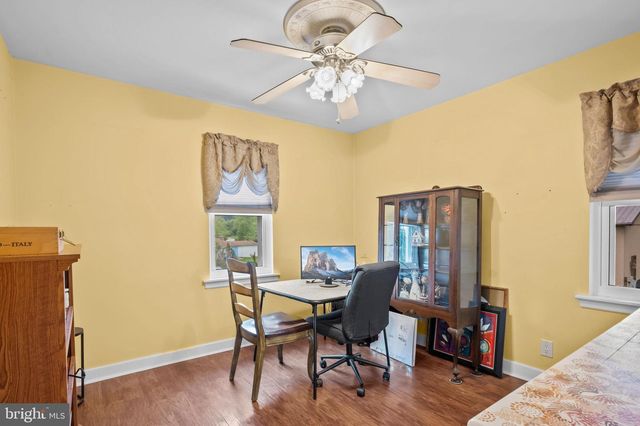 50 CLAY VALLEY RD, Fleetwood, PA 19522