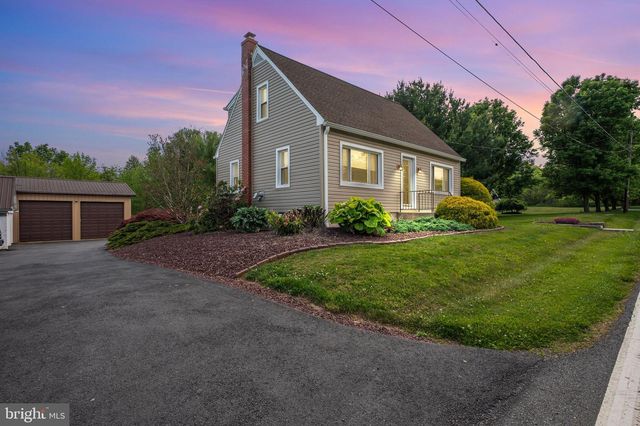 50 CLAY VALLEY RD, Fleetwood, PA 19522