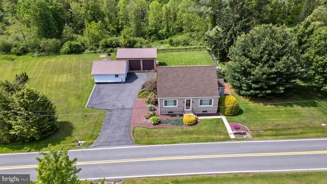 50 CLAY VALLEY RD, Fleetwood, PA 19522