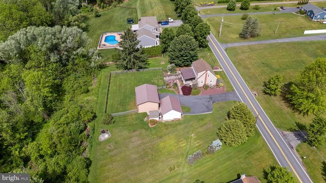 50 CLAY VALLEY RD, Fleetwood, PA 19522