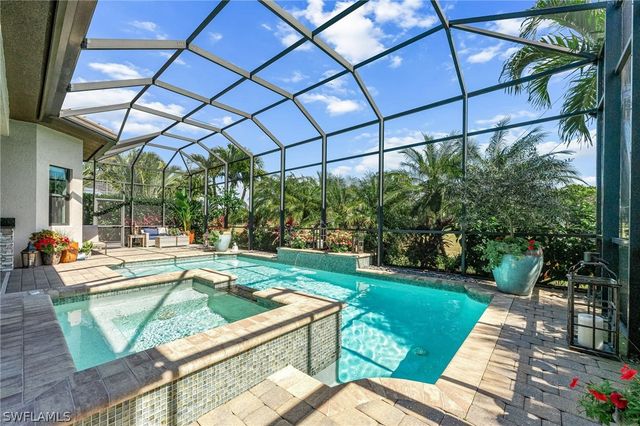 6818 Canwick Cove CIR, Naples, FL 34113